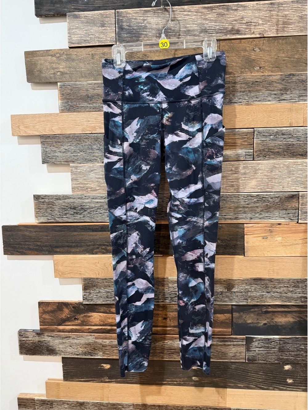 Lululemon leggings sz 4